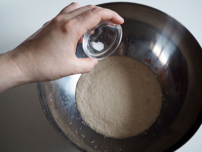 Cake with yeast dough