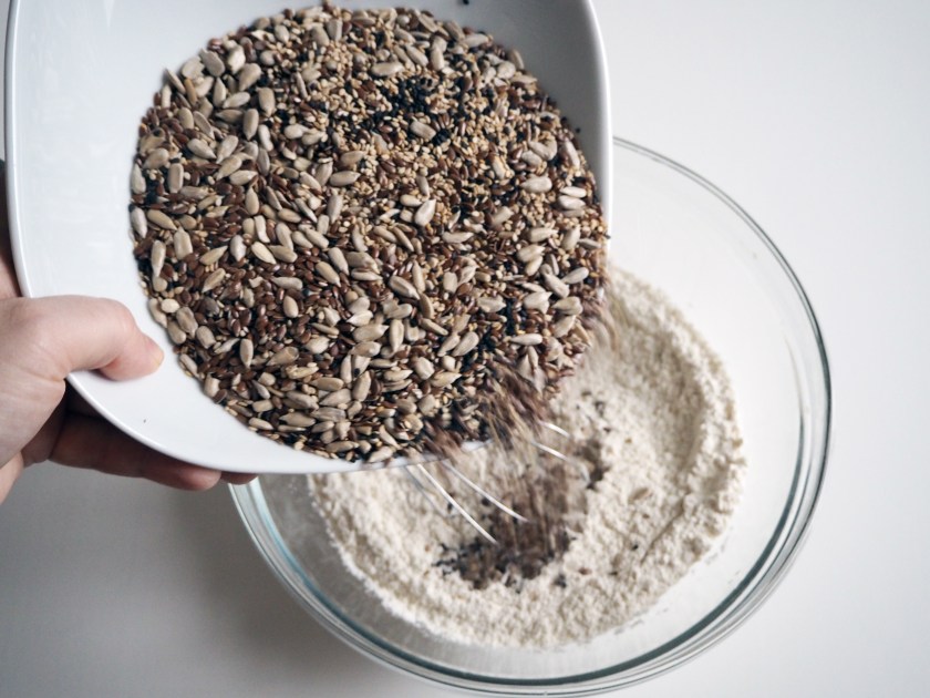 Vegan Crispbread With Seeds