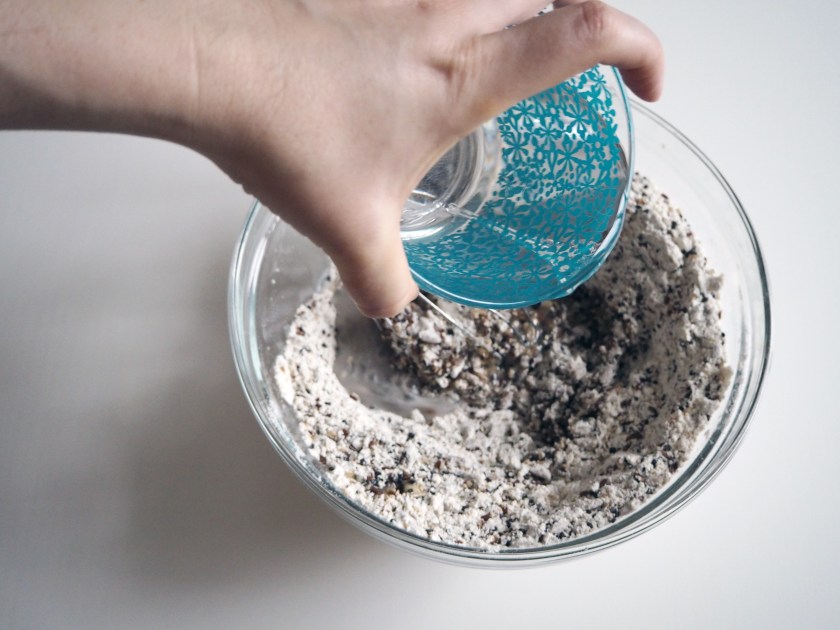 Vegan Crispbread With Seeds