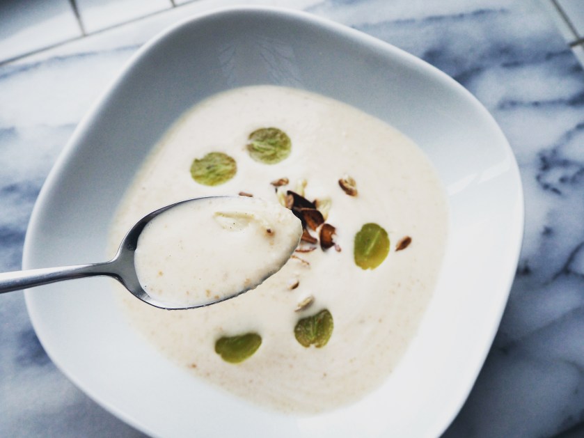 Cold Almond And Garlic Soup