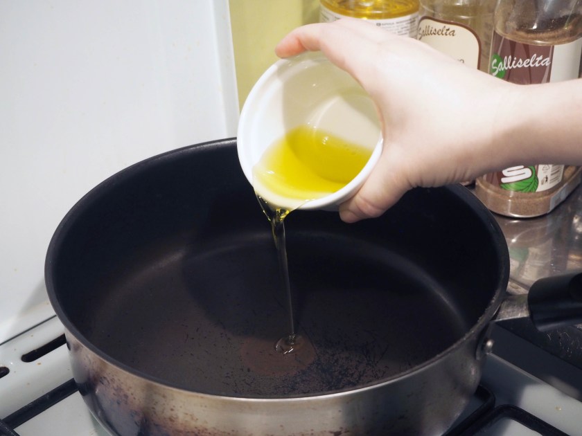 Phyllo Rolls With Spicy Ground Meat Filling